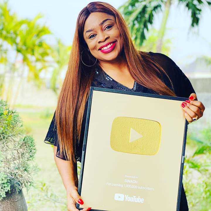 Sinach reçoit un prix Youtube